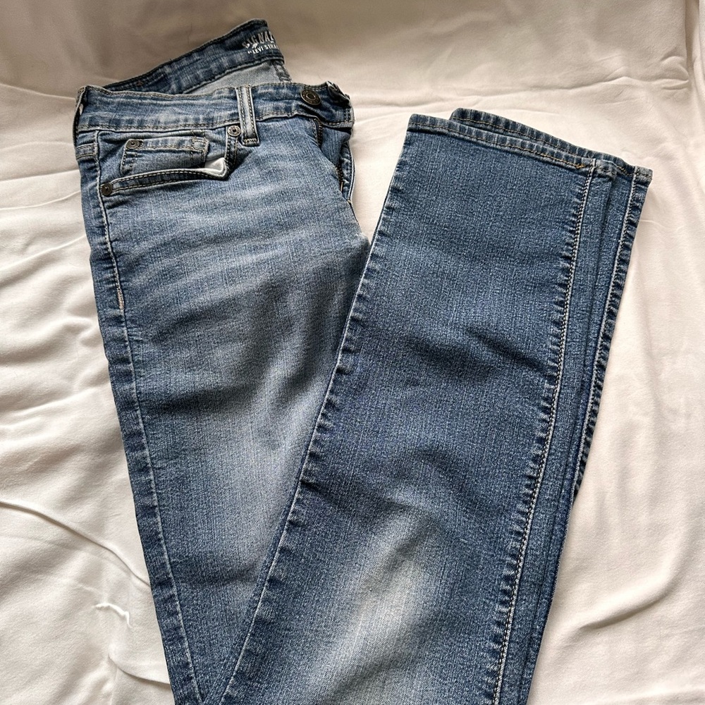 Signature Levi’s Size 27